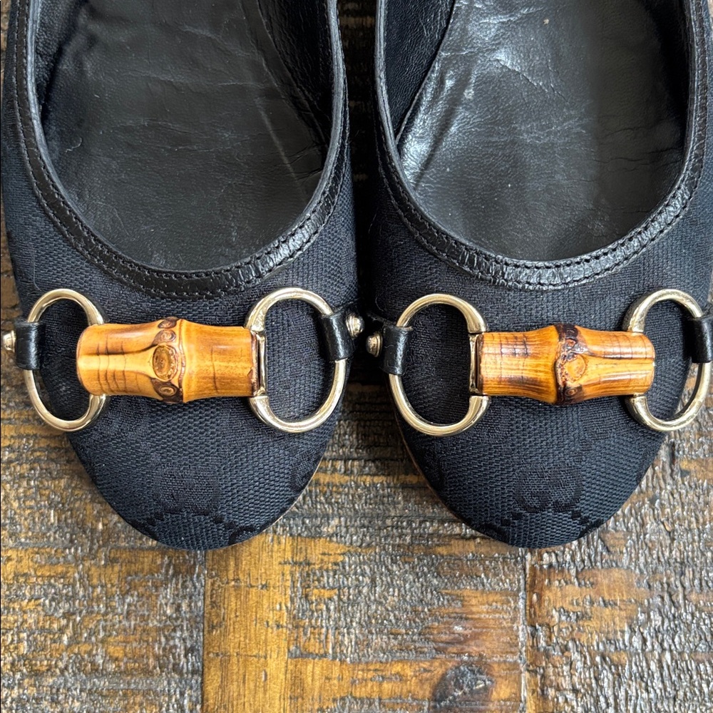 Gucci Black Flats with Iconic Bamboo Horse Bit Accent - Picture 3 of 8